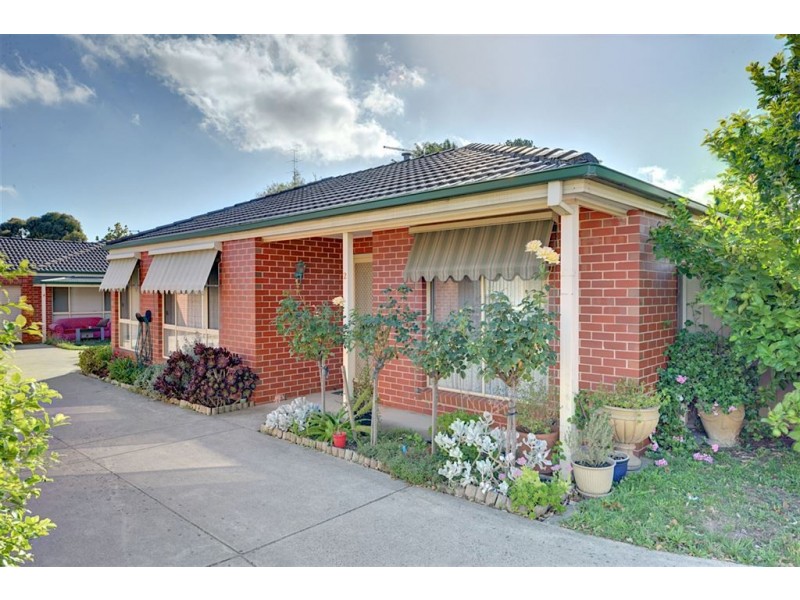 2/1016 Howitt Street, Wendouree VIC 3355