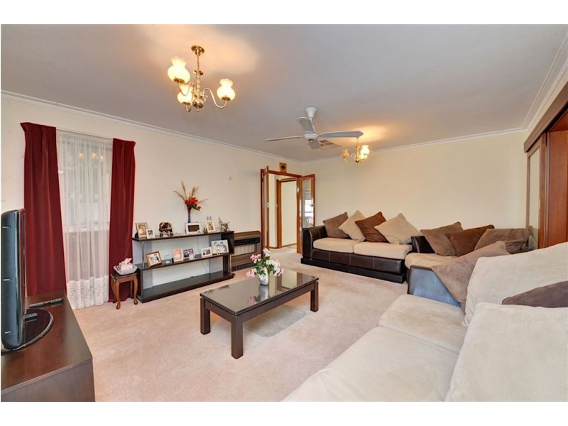 353 Forest Street, Wendouree VIC 3355