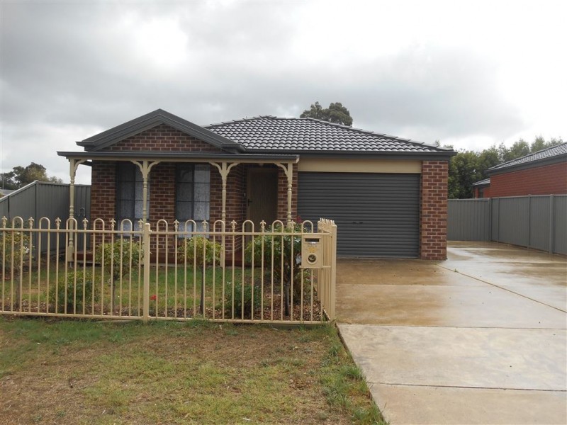 19 Jordan Avenue, Delacombe VIC 3356