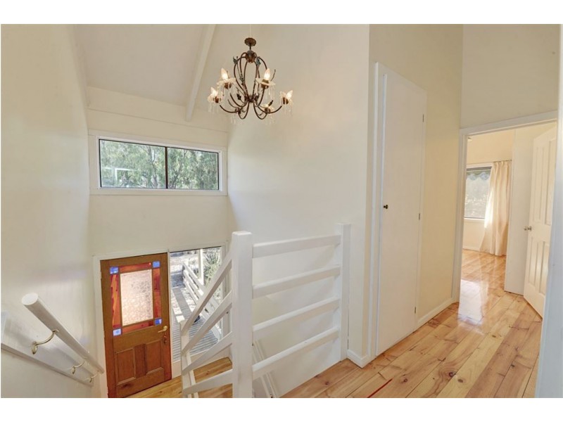 630 Post Office Road, Ross Creek VIC 3351