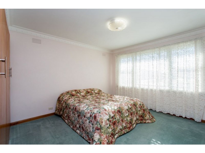 315 Dowling Street, Wendouree VIC 3355