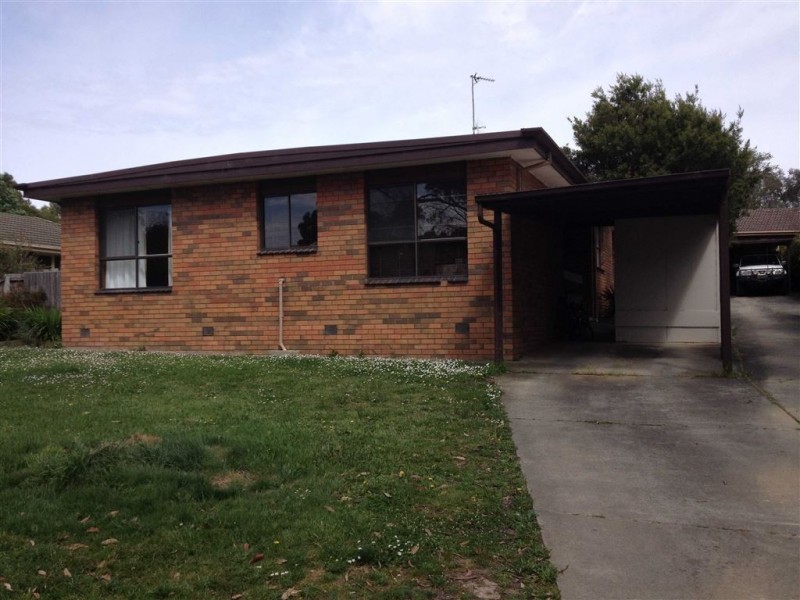 1/114 Mansfield Avenue, Mount Clear VIC 3350