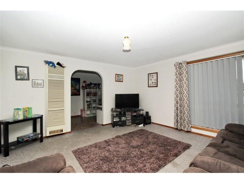 2/723 Tress Street, Mount Pleasant VIC 3350