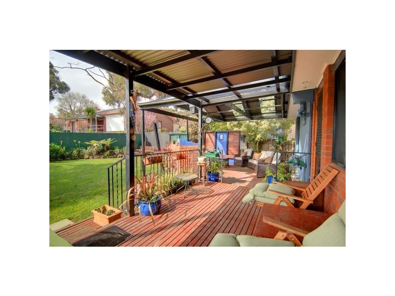 4 Robert Drive, Ballarat VIC 3350