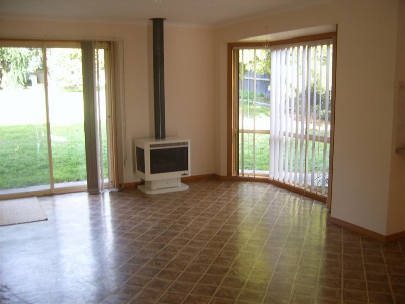 805 Tress Street, Mount Pleasant VIC 3350