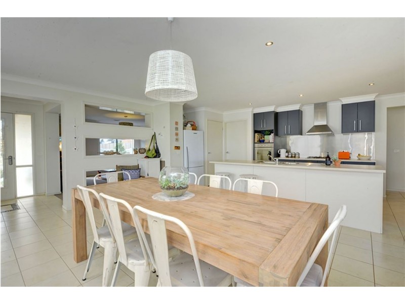 19 West End, Delacombe VIC 3356