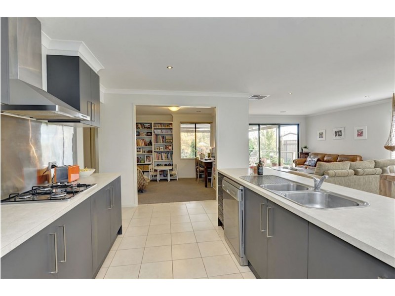 19 West End, Delacombe VIC 3356