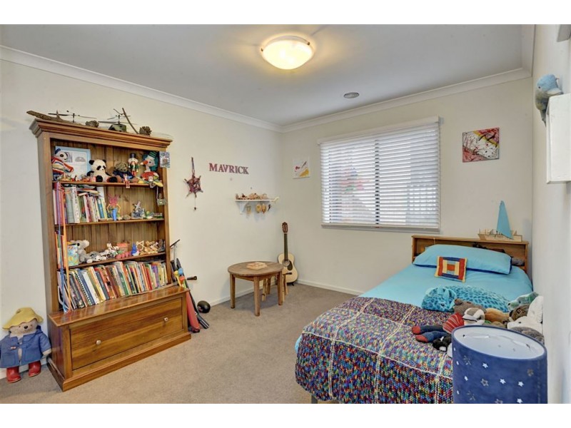 19 West End, Delacombe VIC 3356