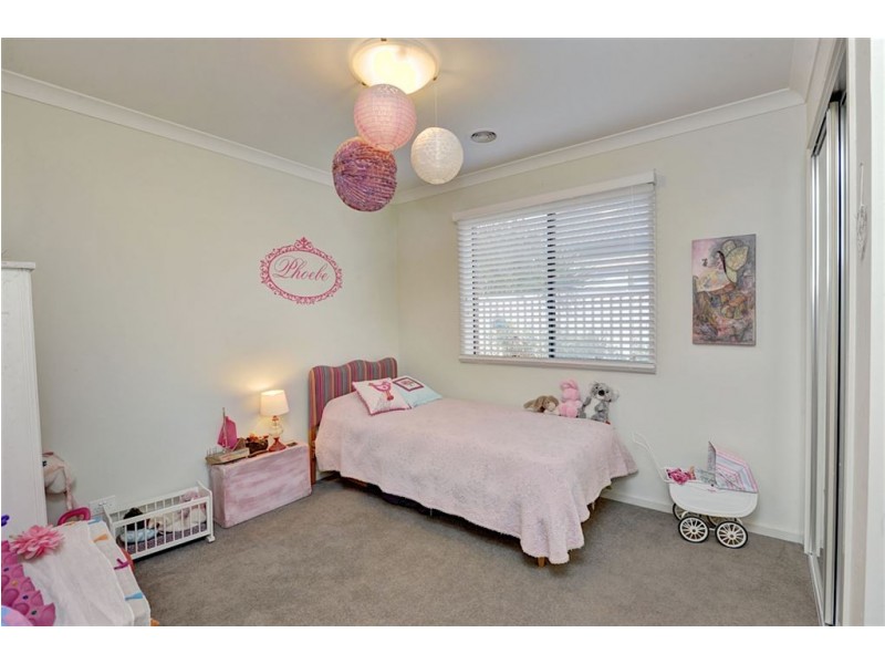 19 West End, Delacombe VIC 3356