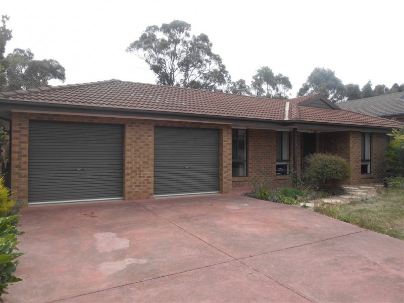 9 Wattletree Drive, Mount Helen VIC 3350