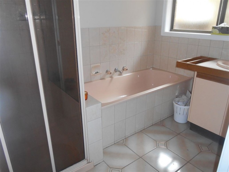 9 Wattletree Drive, Mount Helen VIC 3350