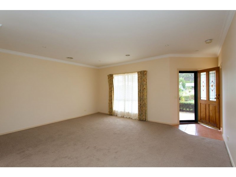 19 Caddy Drive, Creswick VIC 3363