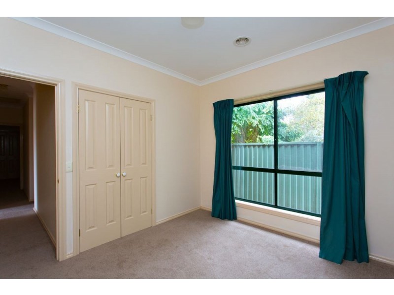 19 Caddy Drive, Creswick VIC 3363