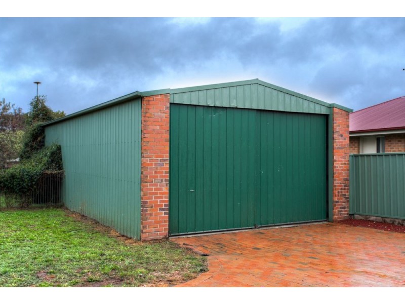 19 Caddy Drive, Creswick VIC 3363