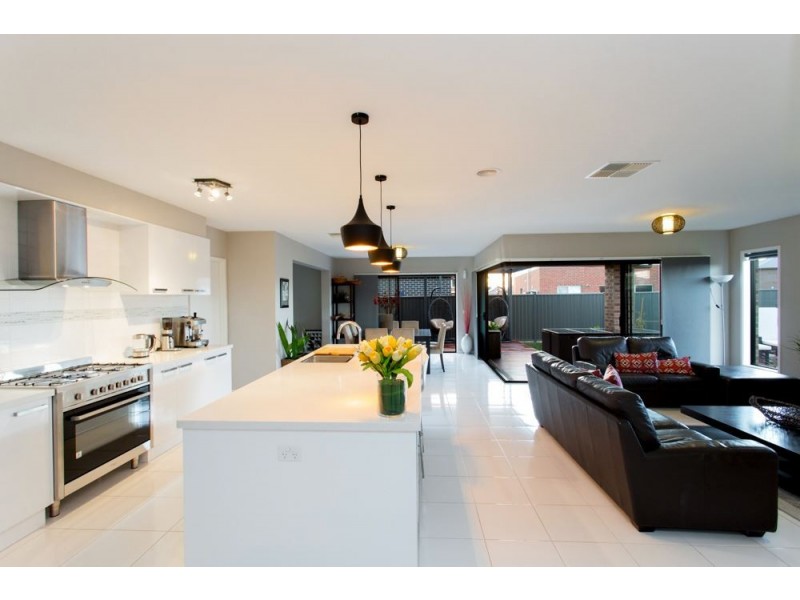 3 Warburton Drive, Alfredton VIC 3350