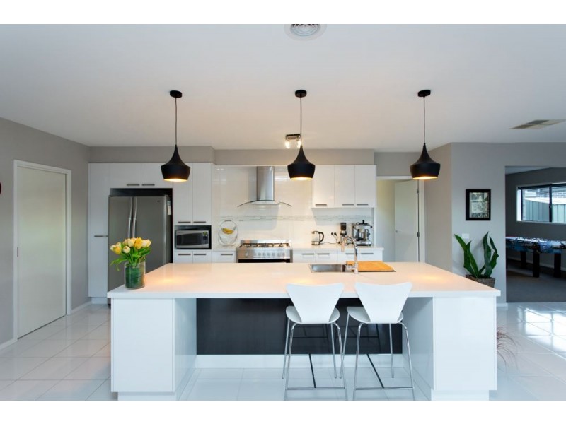 3 Warburton Drive, Alfredton VIC 3350