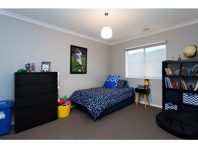 3 Warburton Drive, Alfredton VIC 3350