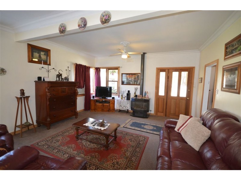 1 Macadam Street, Daylesford VIC 3460