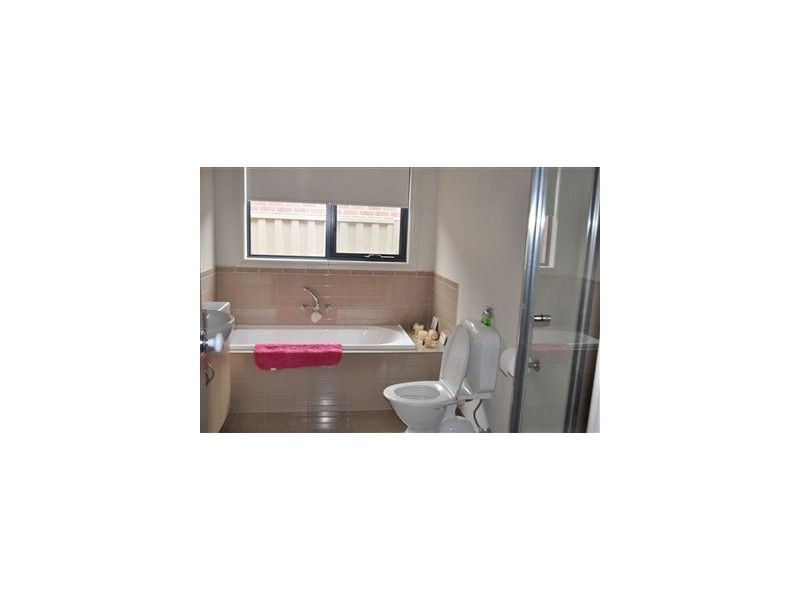 202 Learmonth Road, Wendouree VIC 3355