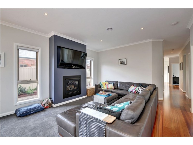 2/512 Ascot Street South, Ballarat VIC 3350