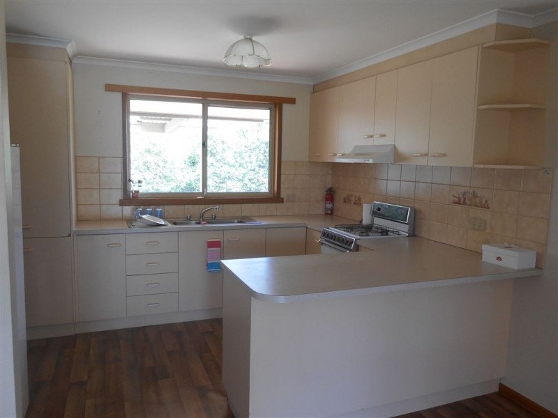 a/618 Ascot Street South, Ballarat VIC 3350