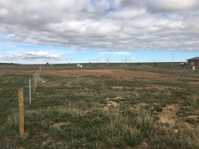 Lot 43 Windermere Way, Cardigan Village VIC 3352