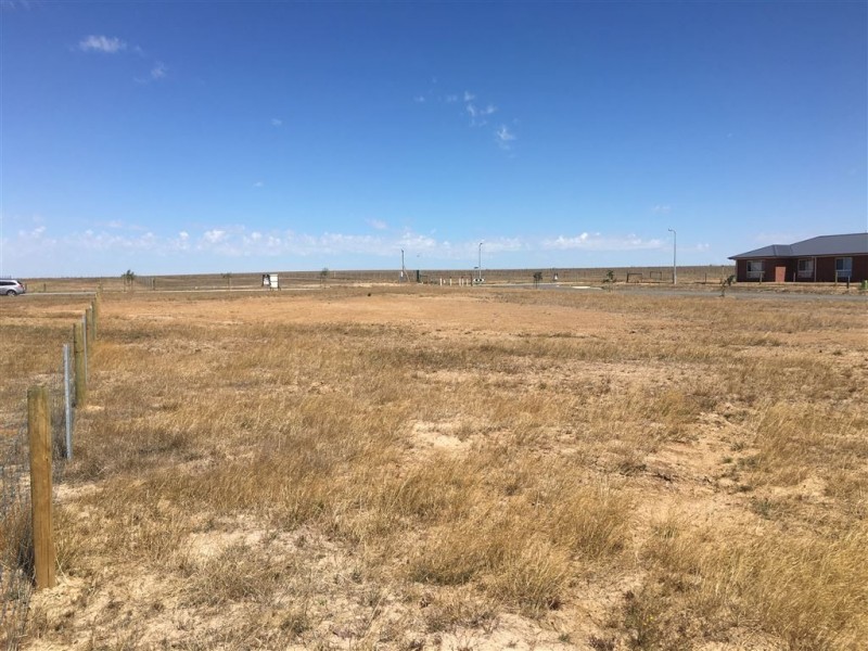 Lot 43 Windermere Way, Cardigan Village VIC 3352