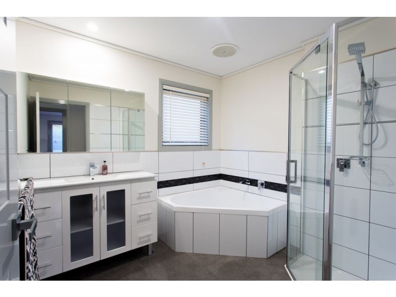 6 Dodds Lane, Ballarat VIC 3350