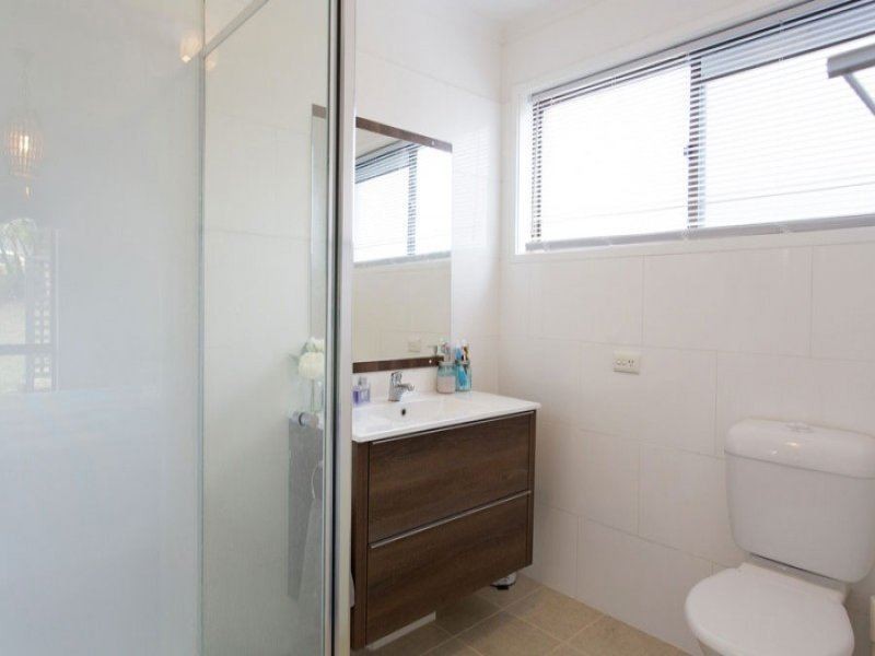 23 Hale Street, Mount Clear VIC 3350