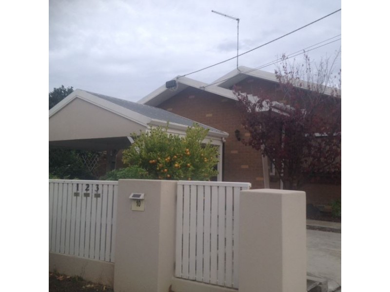 1/10 lake street, Lake Wendouree VIC 3350