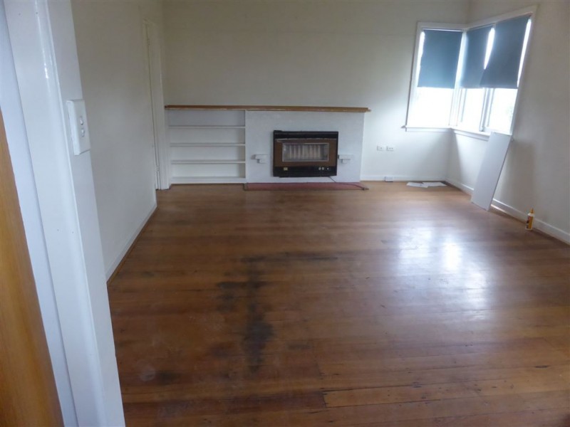 12 Bridge St, Sebastopol VIC 3356