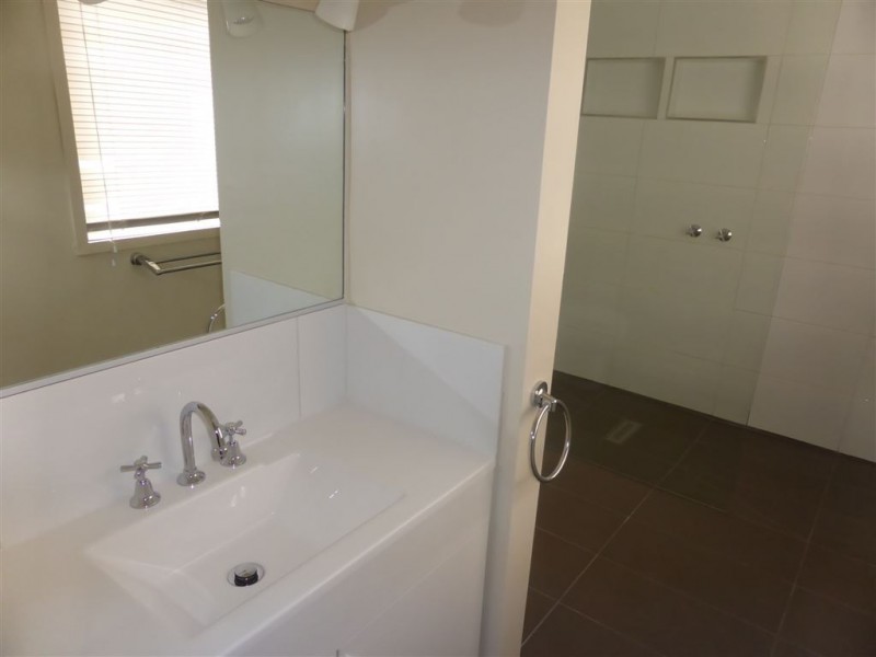 12 Bridge St, Sebastopol VIC 3356