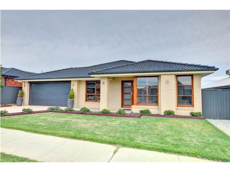 6 Craven Street, Alfredton VIC 3350