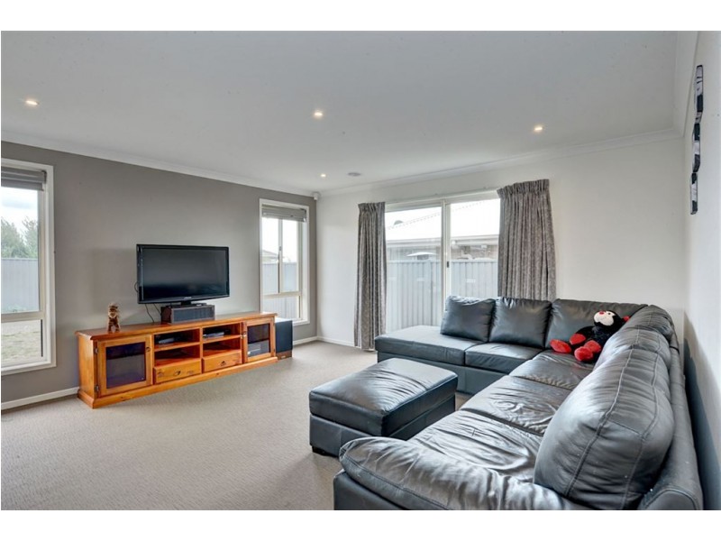 6 Craven Street, Alfredton VIC 3350