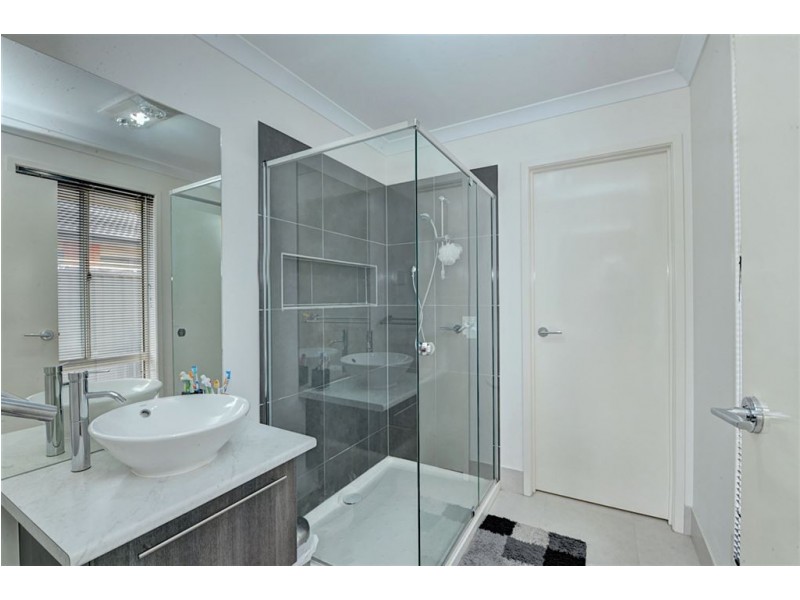 6 Craven Street, Alfredton VIC 3350