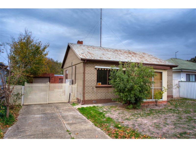 9 Alfred Street, Sebastopol VIC 3356
