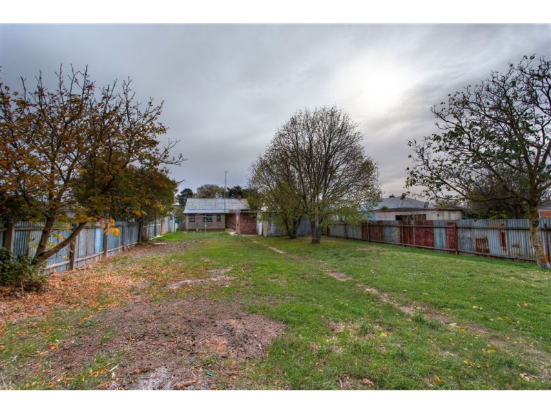 9 Alfred Street, Sebastopol VIC 3356