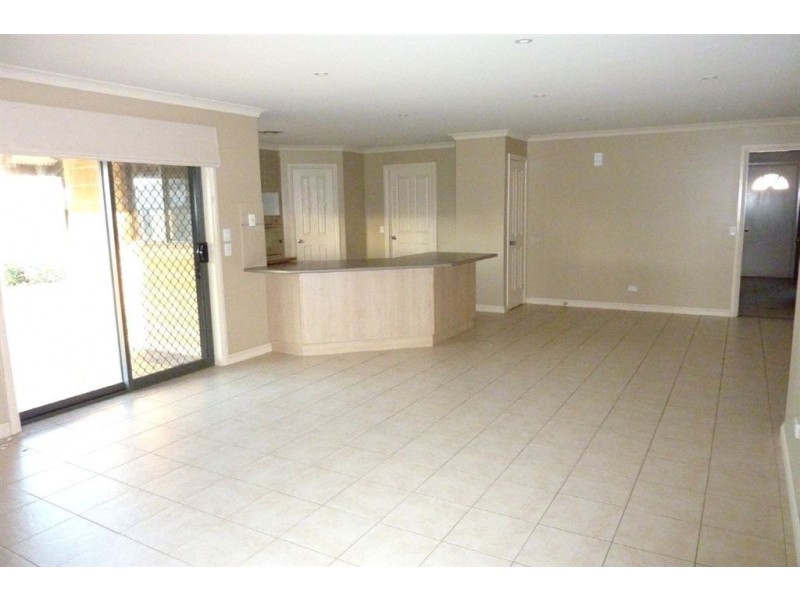 3 Kent Mews, Swan Hill VIC 3585