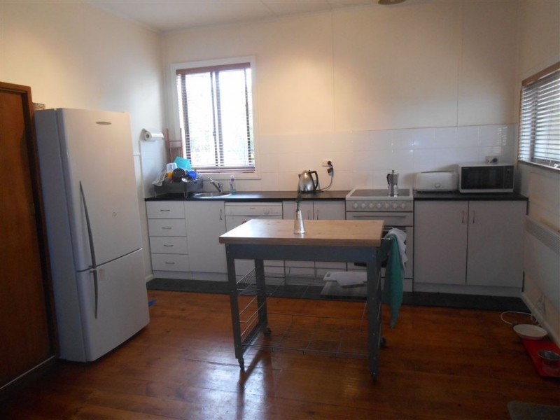 424 Joseph St, Canadian VIC 3350