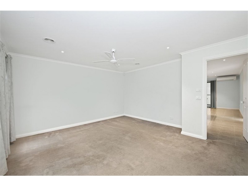 7 Champion Close, Sebastopol VIC 3356