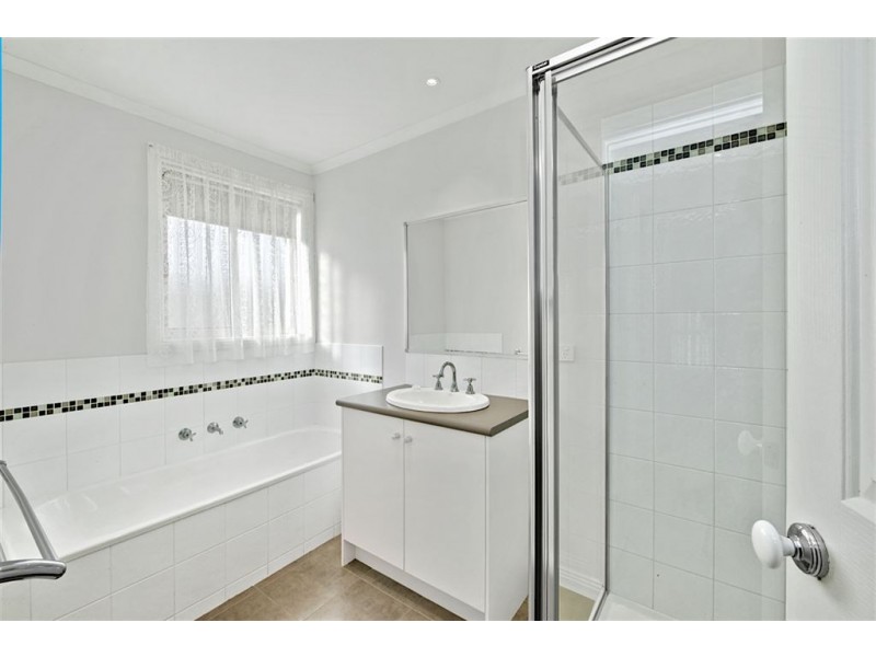 7 Champion Close, Sebastopol VIC 3356