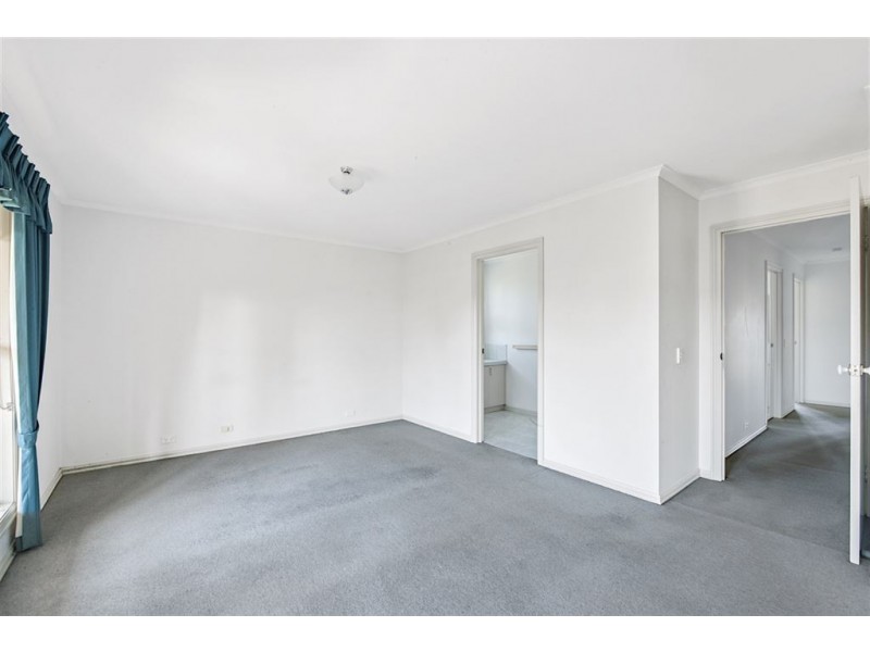 3/104-106 Whitehorse Road, Mount Clear VIC 3350