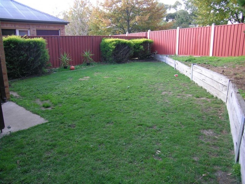 3/6 Castle Court, Ballarat East VIC 3350