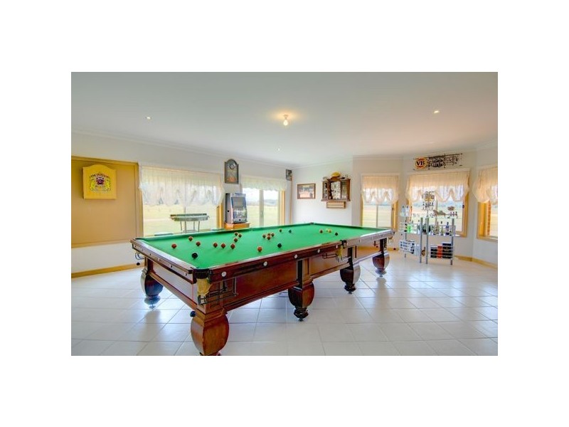 135 Haddon School Road, Haddon VIC 3351