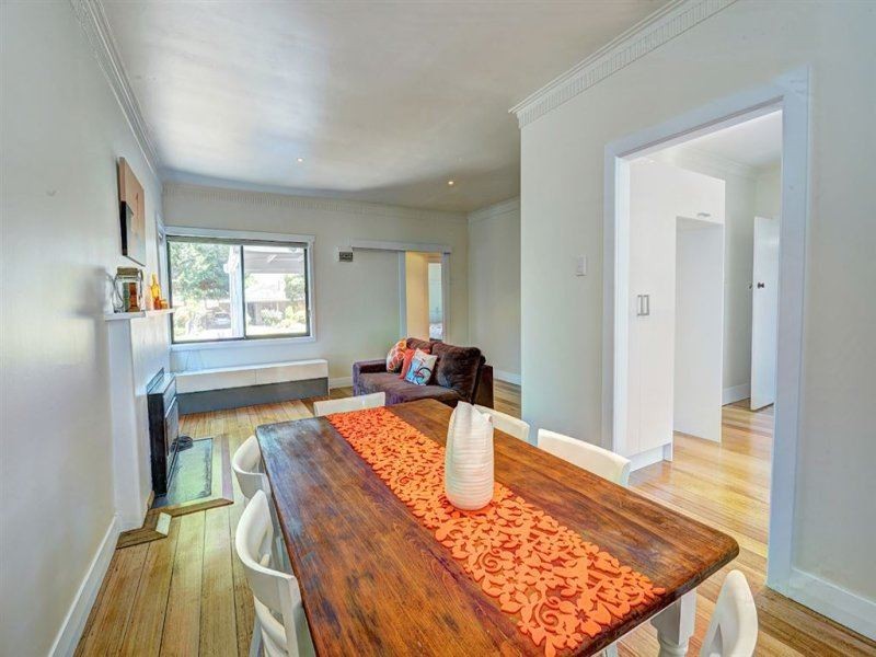 18 Salisbury Avenue, Newington VIC 3350