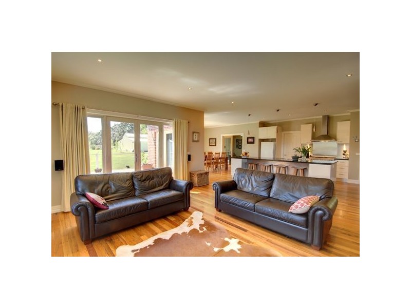 46 Macs Road, Buninyong VIC 3357