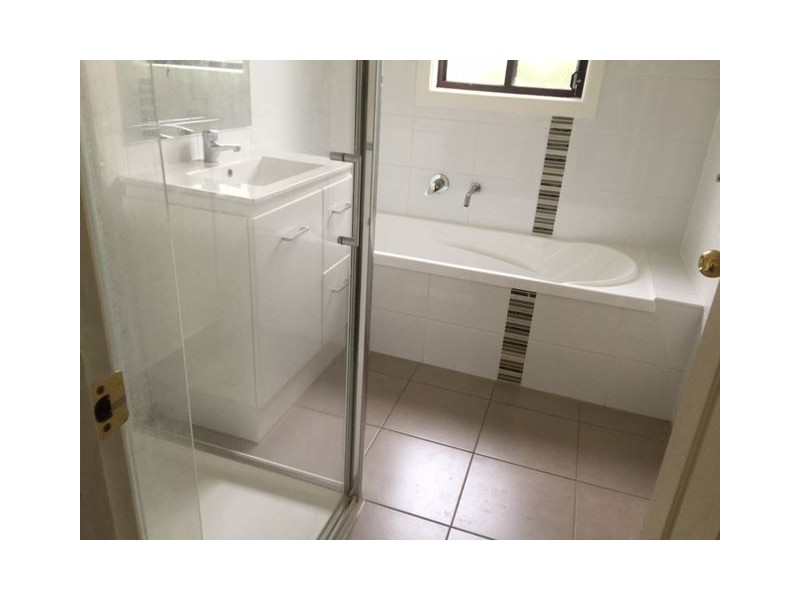11 Alfred Street, Sebastopol VIC 3356
