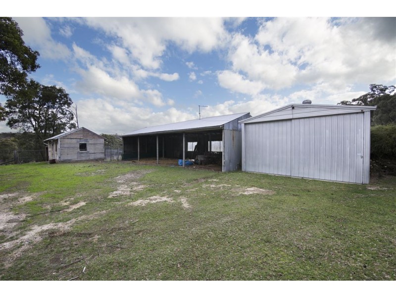 468 White Swan Road, Glen Park VIC 3352