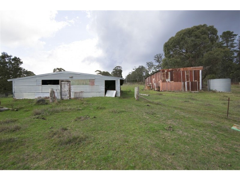 468 White Swan Road, Glen Park VIC 3352