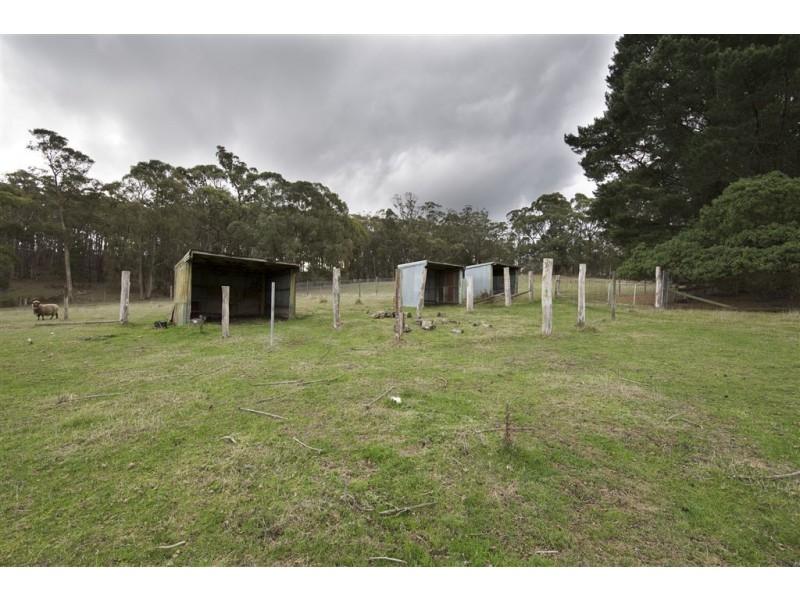 468 White Swan Road, Glen Park VIC 3352